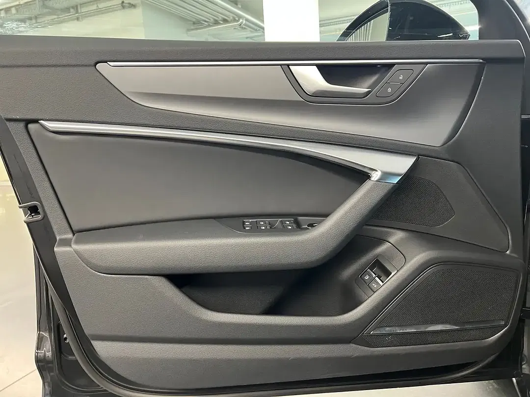 Audi A6 - Thumbnail 7
