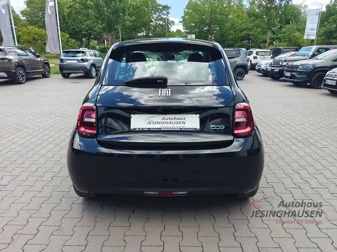 Fiat 500e - Thumbnail 7