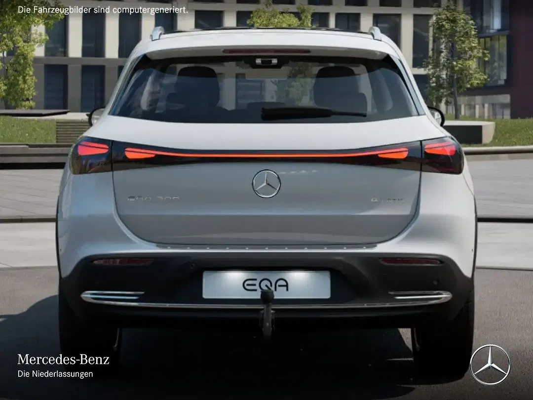 Mercedes-Benz EQA 300 - Thumbnail 8