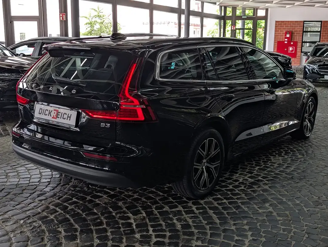 Volvo V60 - Thumbnail 7