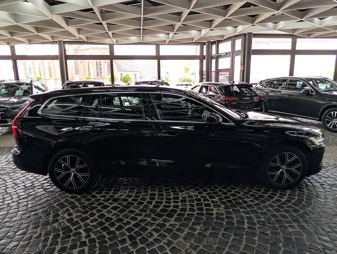 Volvo V60 - Thumbnail 8
