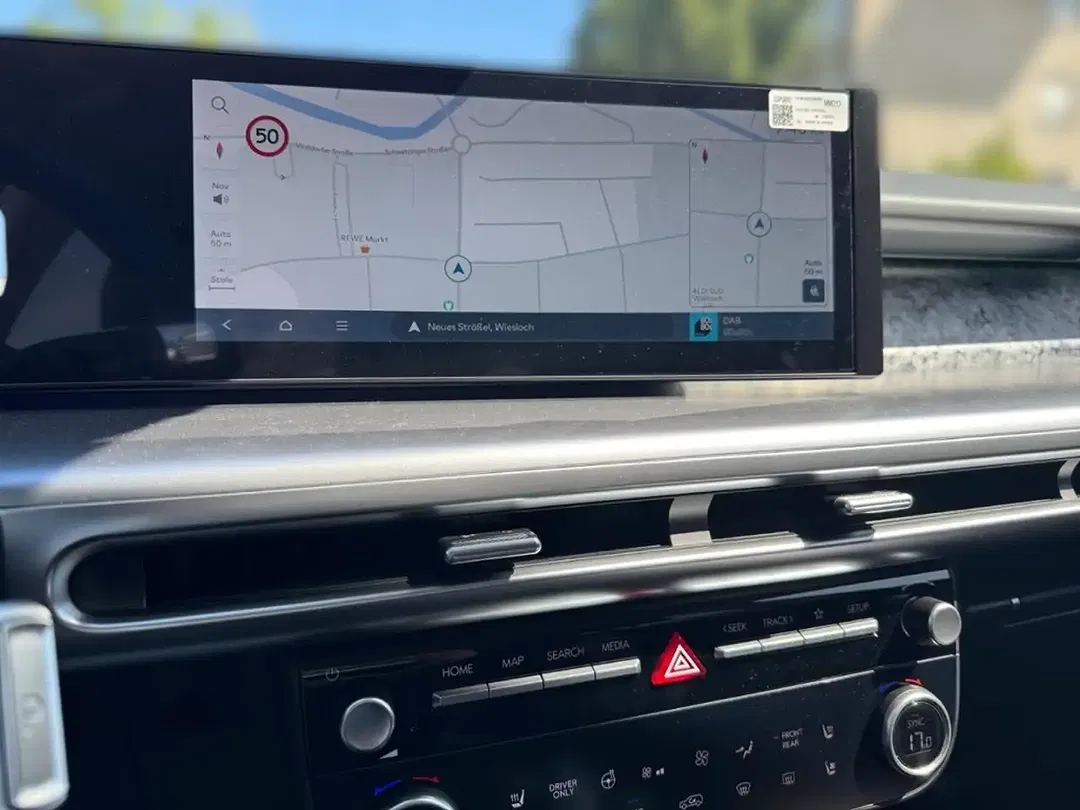 Hyundai IONIQ 9 - Thumbnail 9