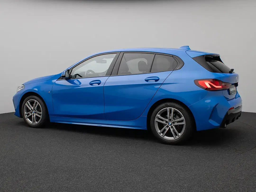 BMW 118 - Thumbnail 9