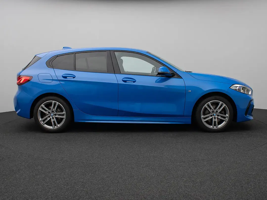 BMW 118 - Thumbnail 4