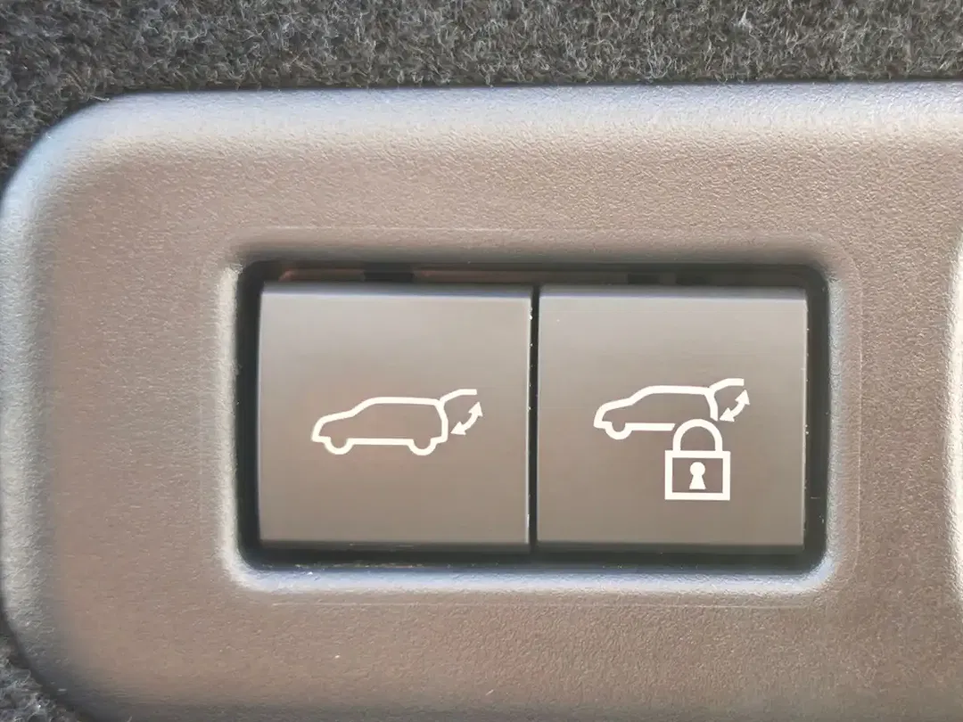 Lexus RX 450h - Thumbnail 9