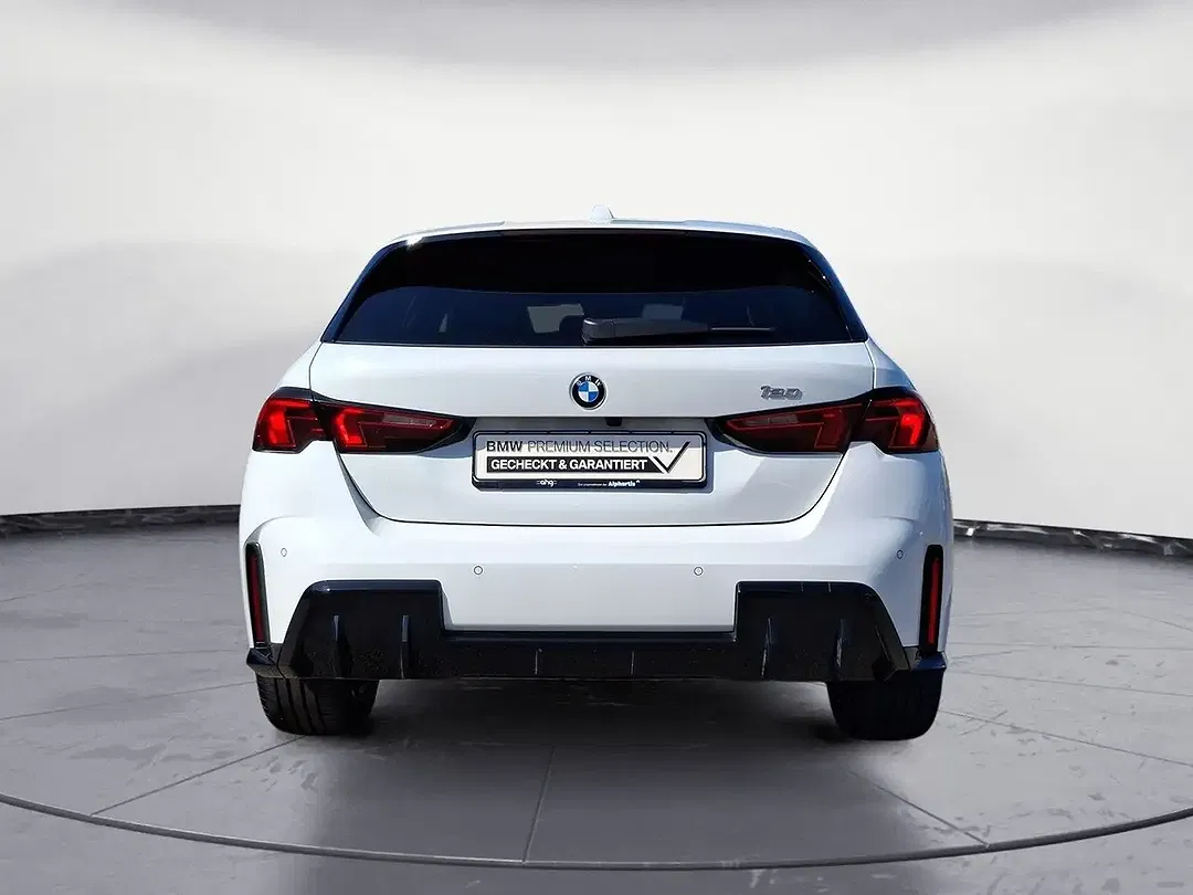 BMW 120 - Thumbnail 4