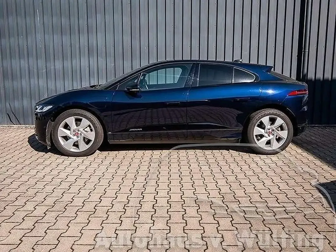Jaguar I-Pace - Thumbnail 4