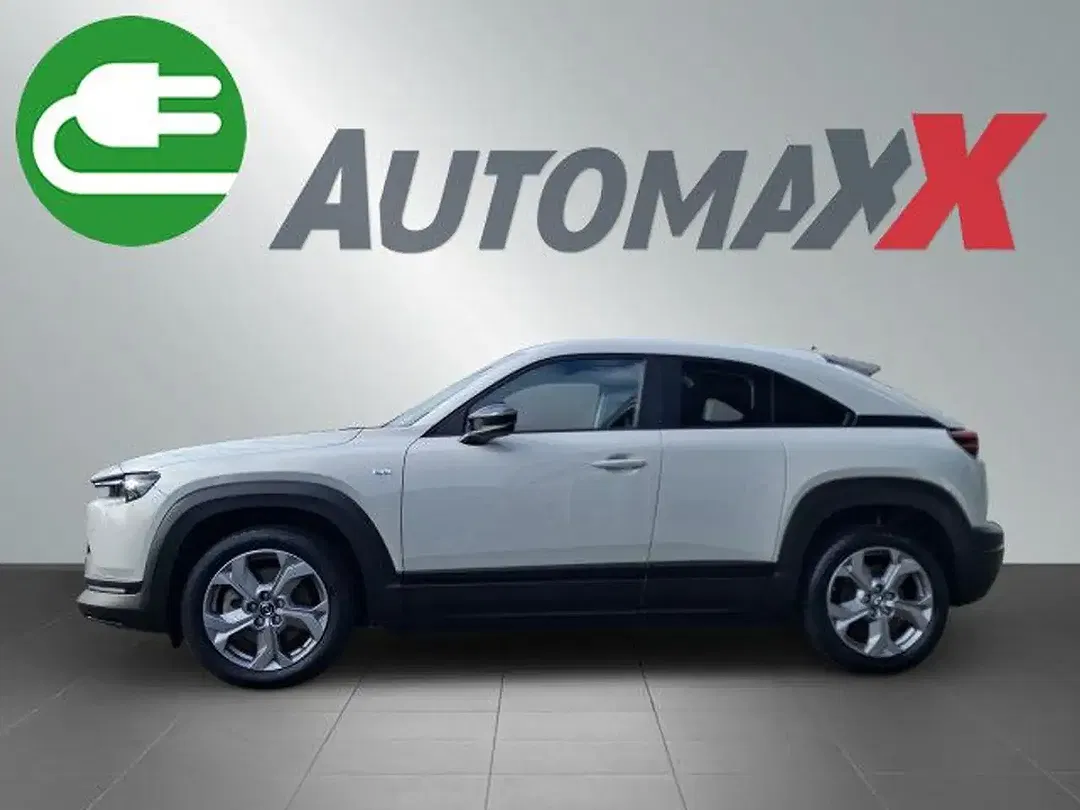 Mazda MX-30 - Thumbnail 4