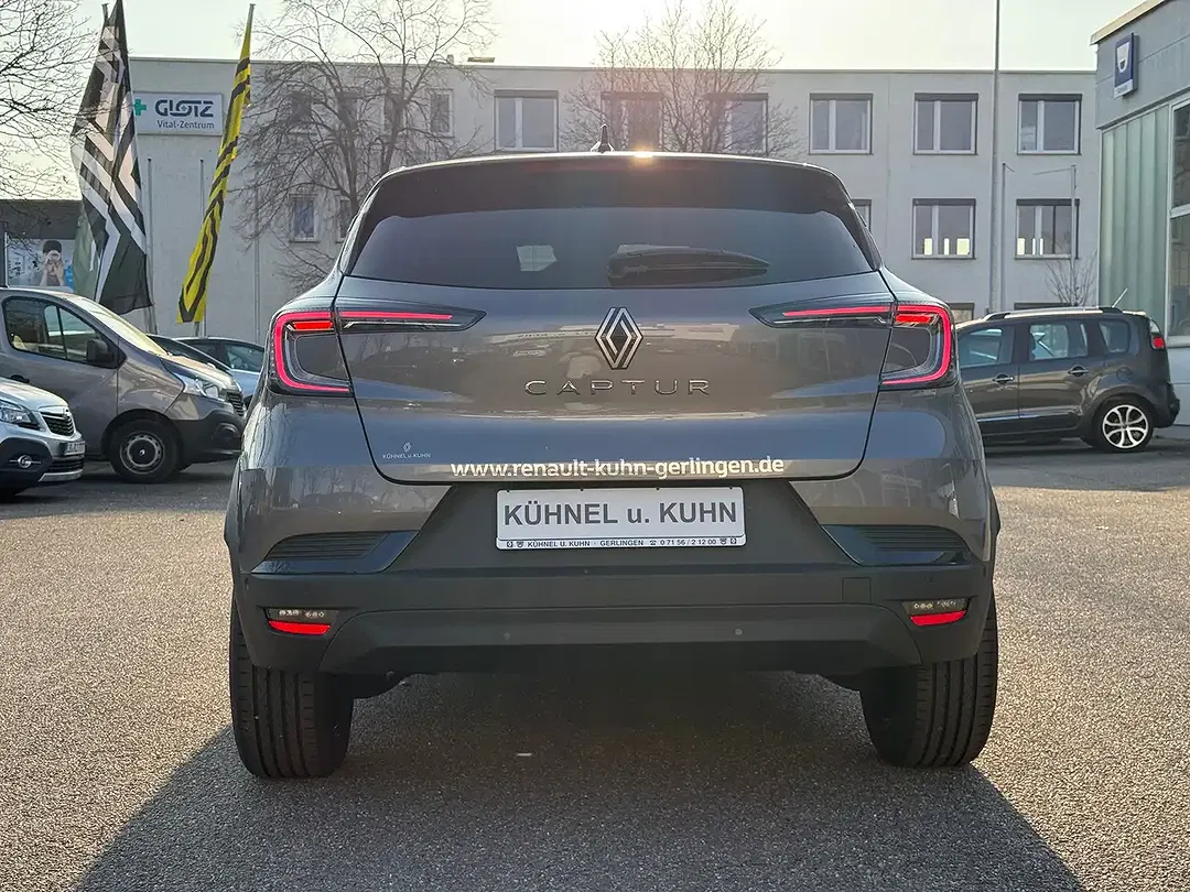 Renault Captur - Thumbnail 4