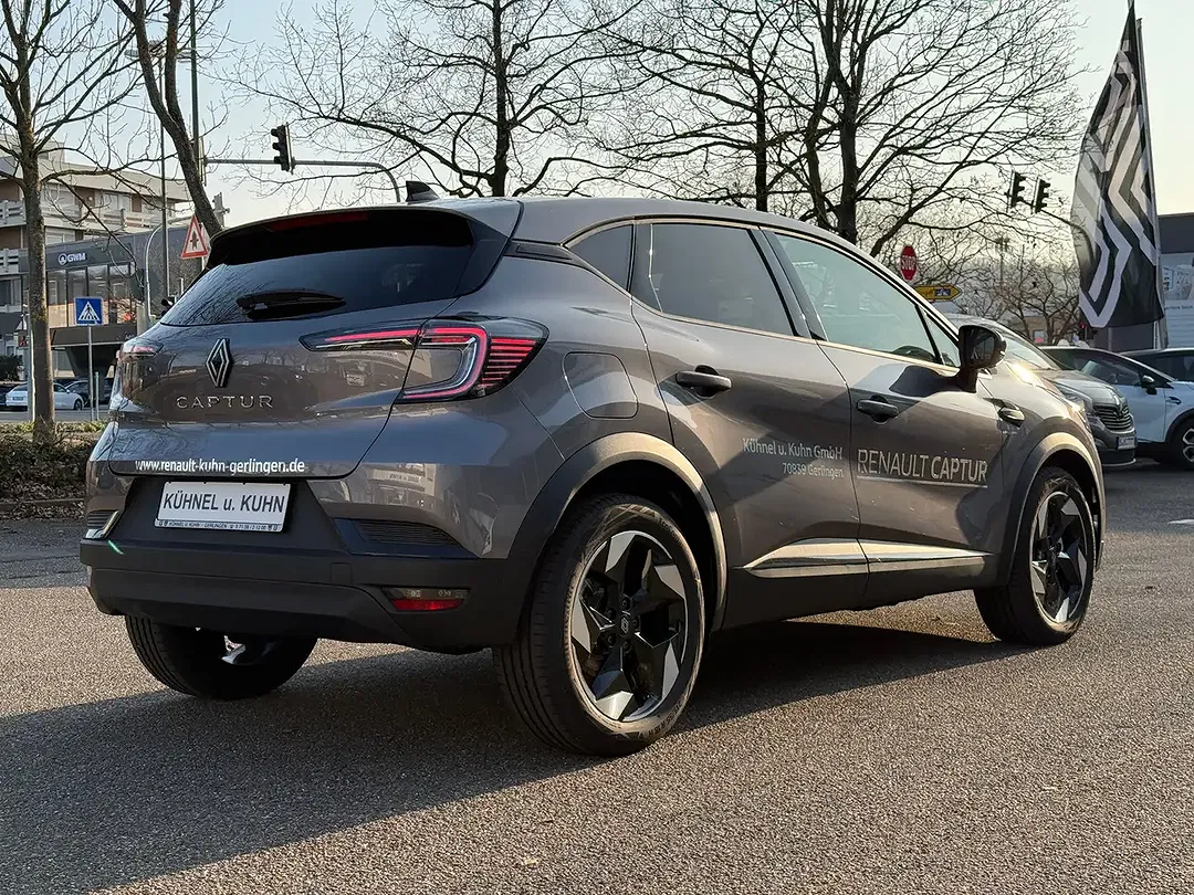 Renault Captur - Thumbnail 5