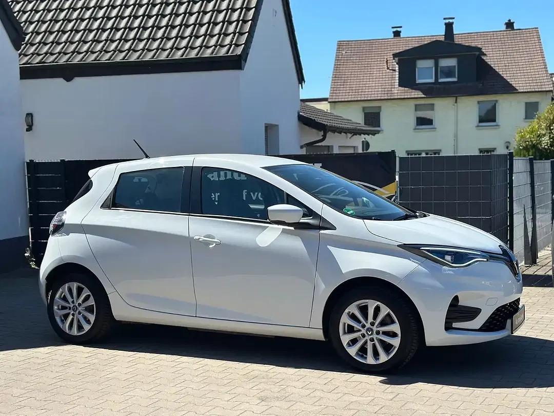 Renault ZOE - Thumbnail 5