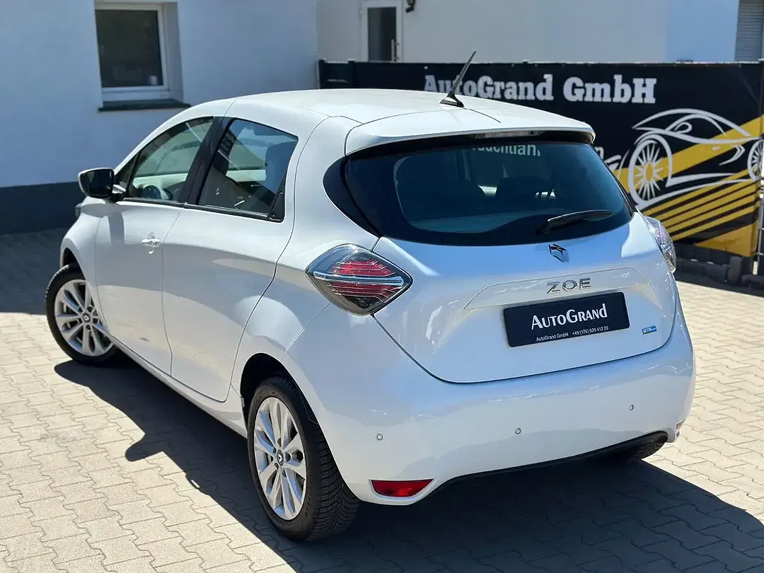 Renault ZOE - Thumbnail 8