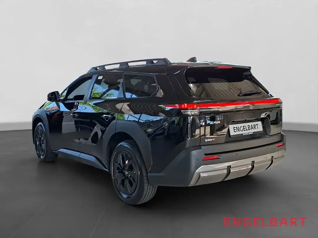 Toyota bZ4X - Thumbnail 2