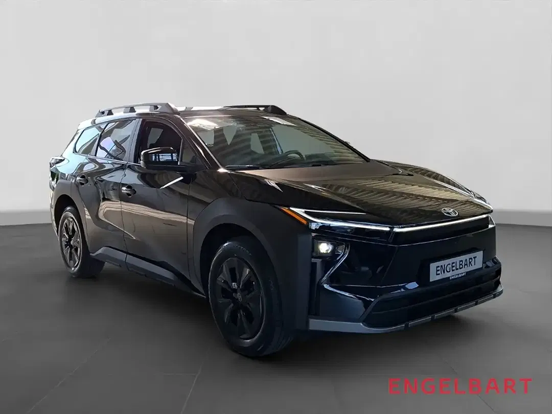 Toyota bZ4X - Thumbnail 5