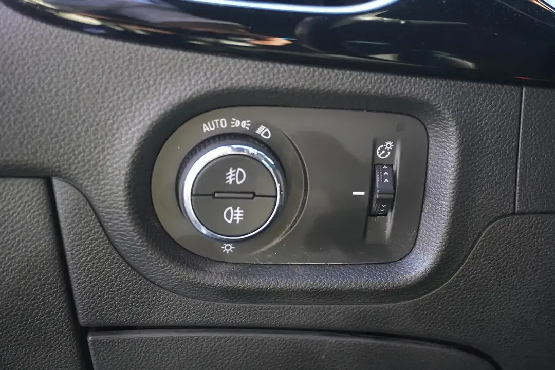 Opel Astra - Thumbnail 12