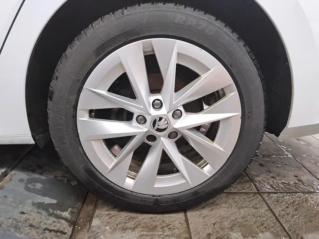 Skoda Octavia - Thumbnail 12