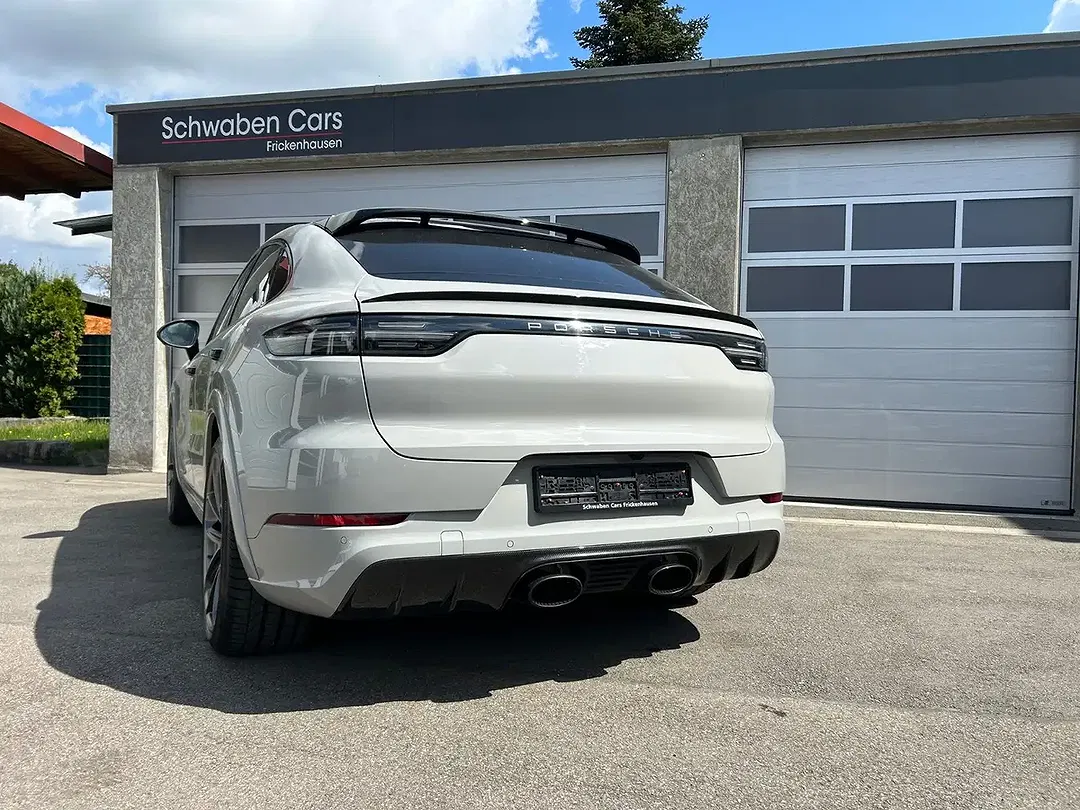 Porsche Cayenne - Thumbnail 10