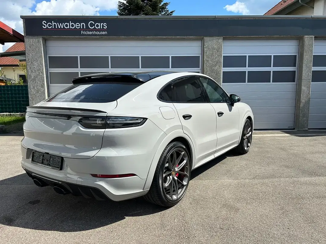 Porsche Cayenne - Thumbnail 14