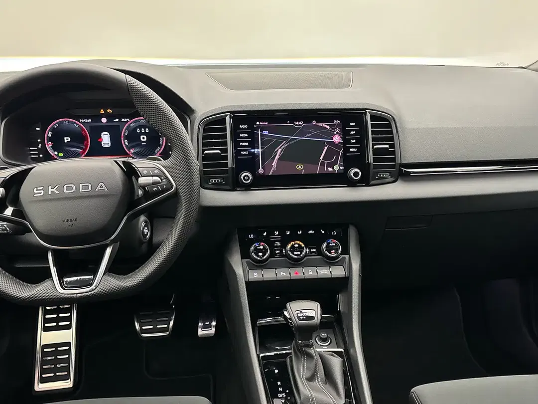 Skoda Karoq - Thumbnail 7