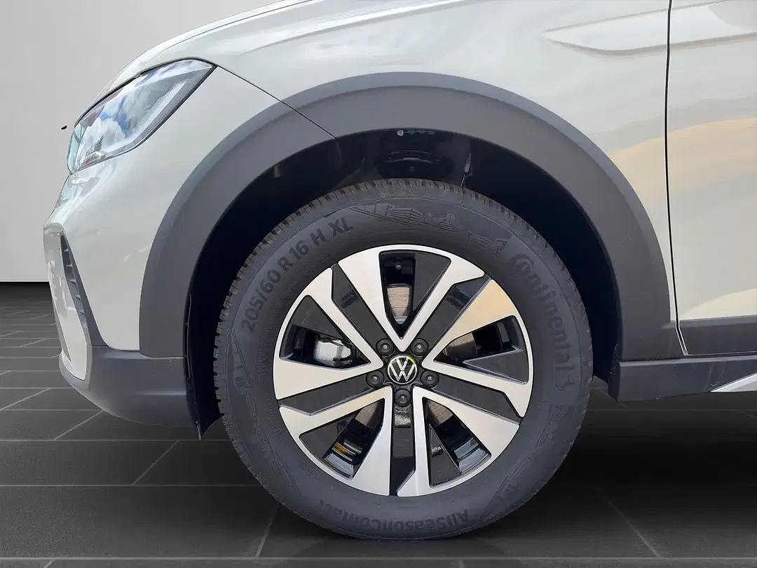 Volkswagen Taigo - Thumbnail 8