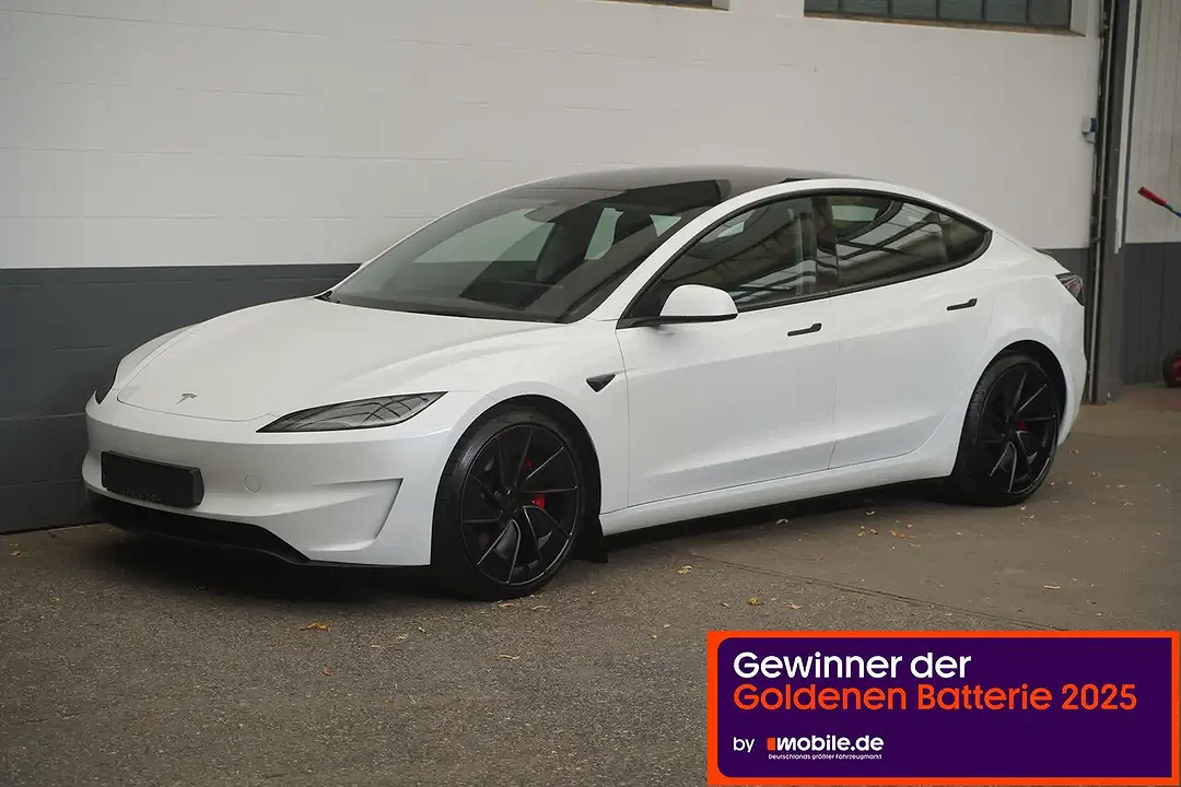 Tesla Model 3 - Afbeelding 1