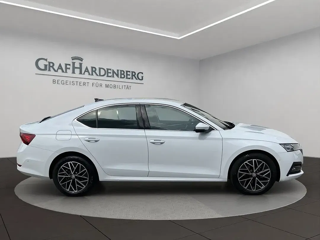 Skoda Octavia - Thumbnail 6