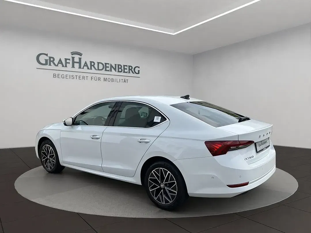 Skoda Octavia - Thumbnail 8