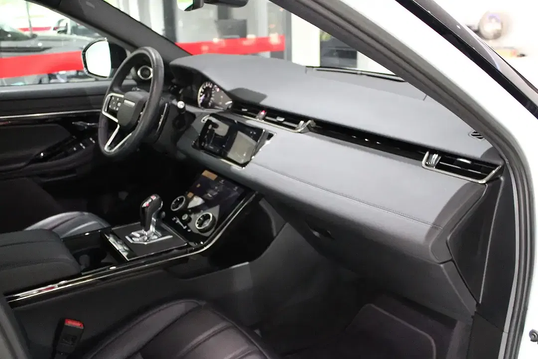 Land Rover Range Rover Evoque - Thumbnail 5