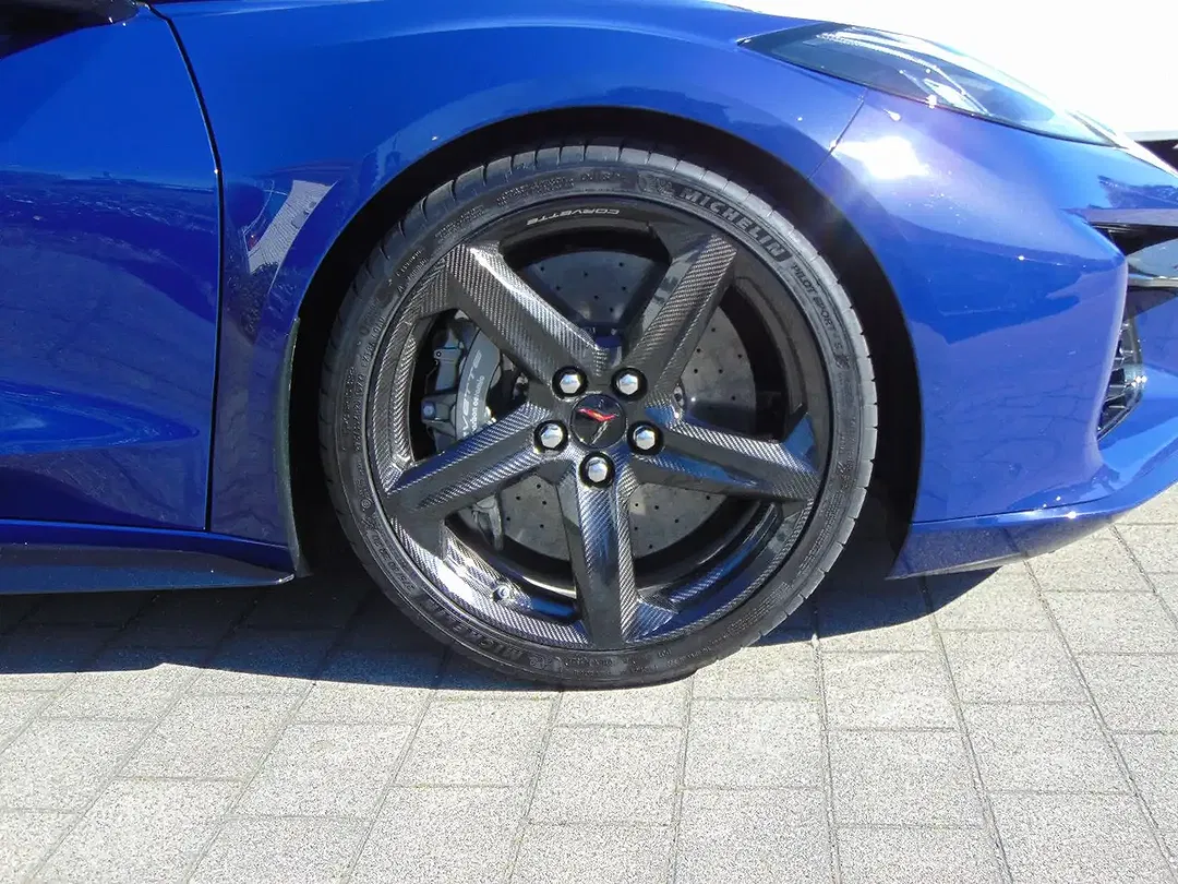 Corvette C8 - Thumbnail 13