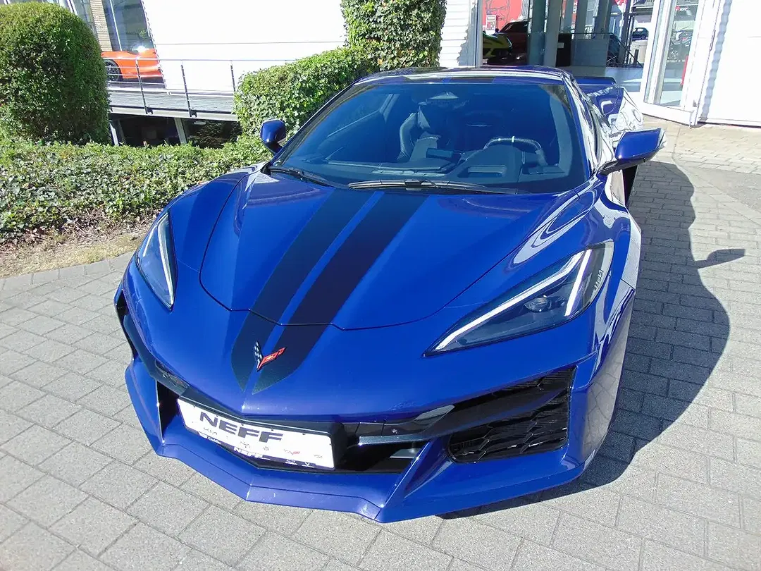 Corvette C8 - Thumbnail 5