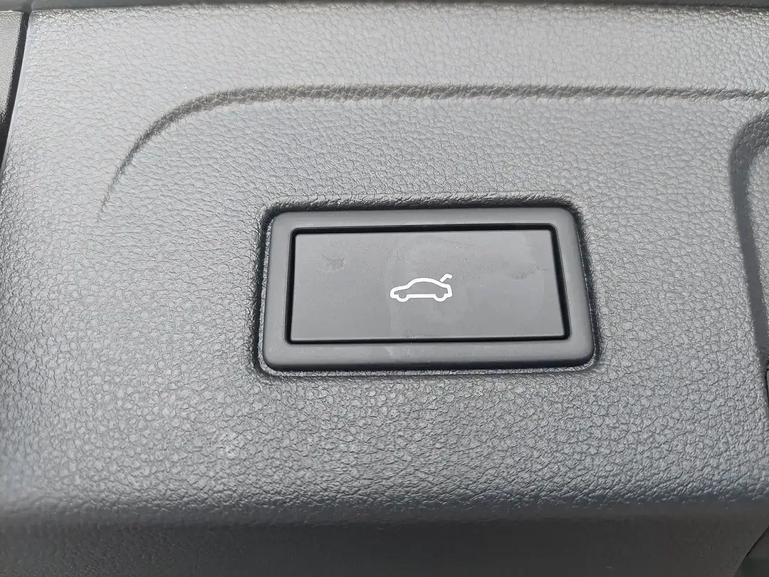 Volkswagen Touran - Thumbnail 13