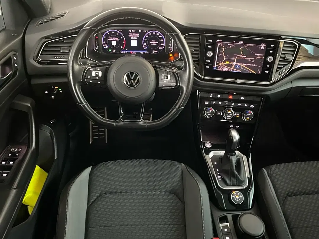 Volkswagen T-Roc - Thumbnail 9