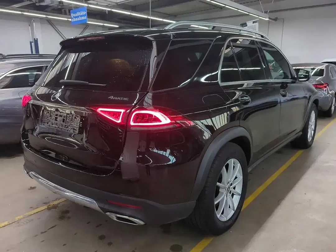 Mercedes-Benz GLE 350 - foto 2