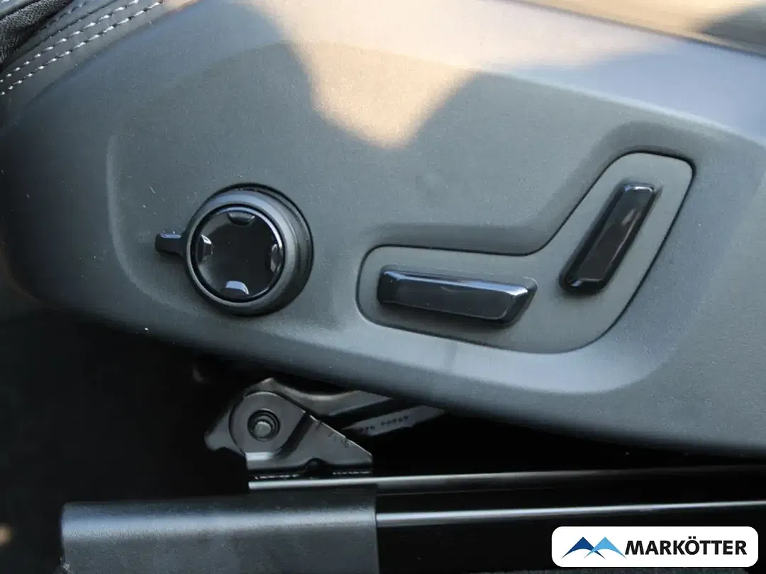 Volvo XC90 B5 AWD Ultra Black Edition - foto 15
