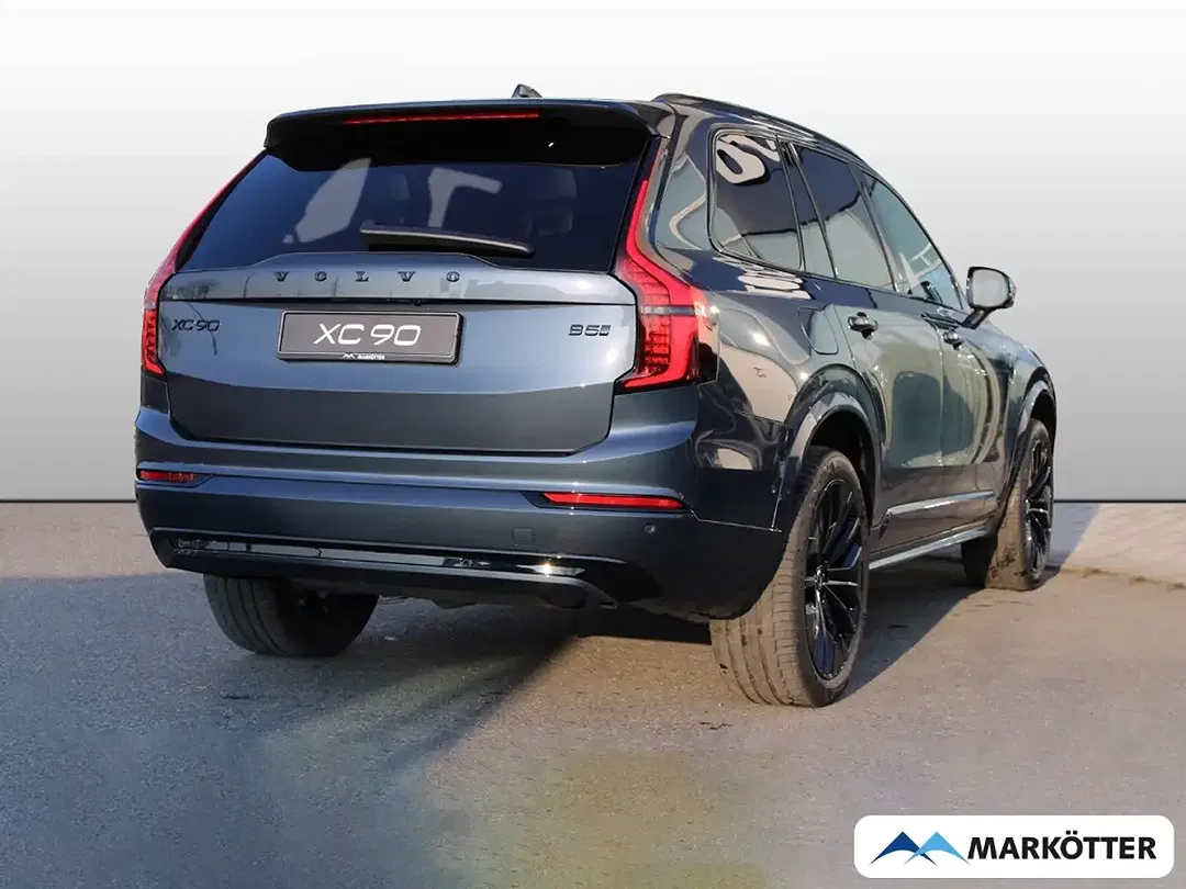 Volvo XC90 B5 AWD Ultra Black Edition - foto 2