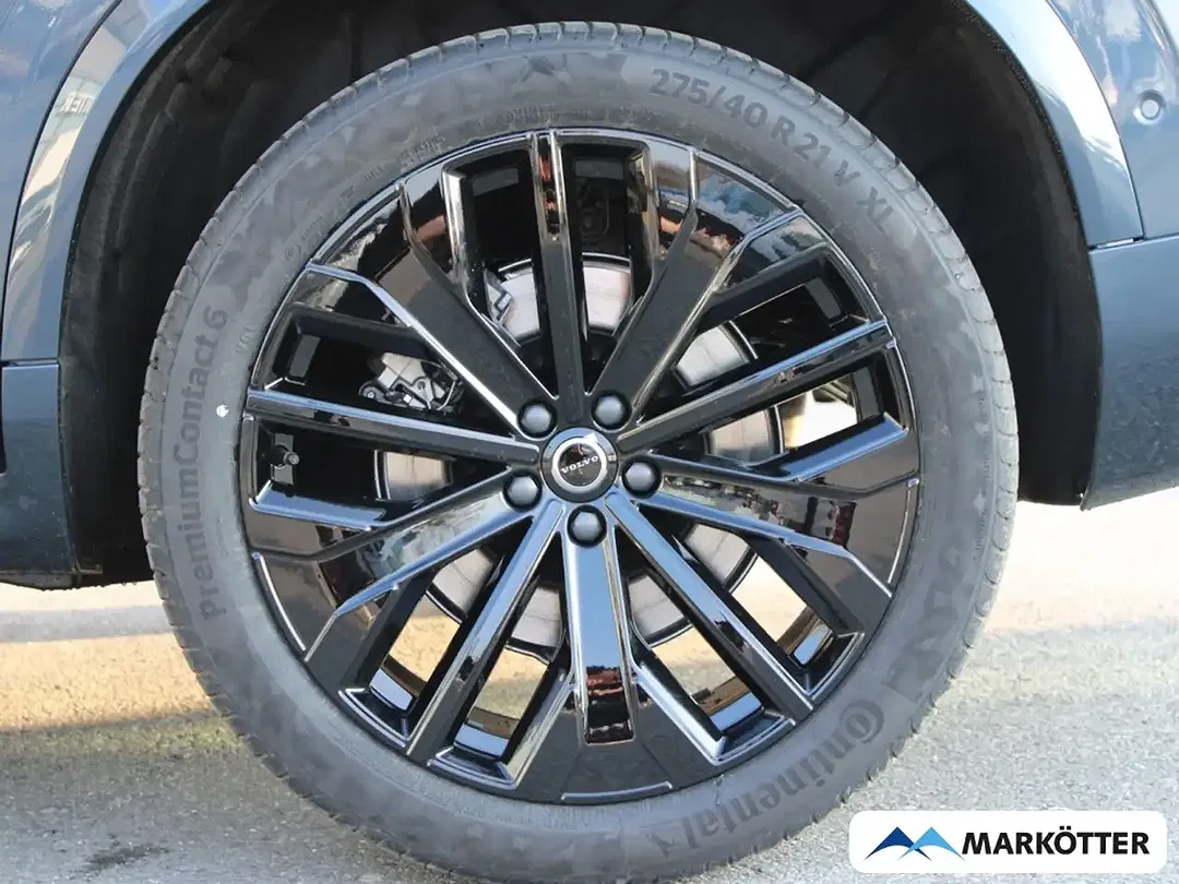 Volvo XC90 - Thumbnail 6