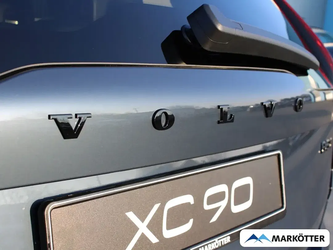Volvo XC90 - Thumbnail 7