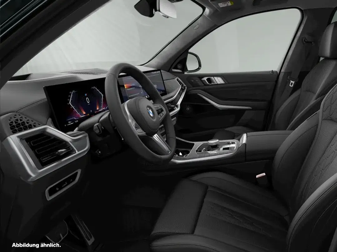 BMW X7 - Thumbnail 3