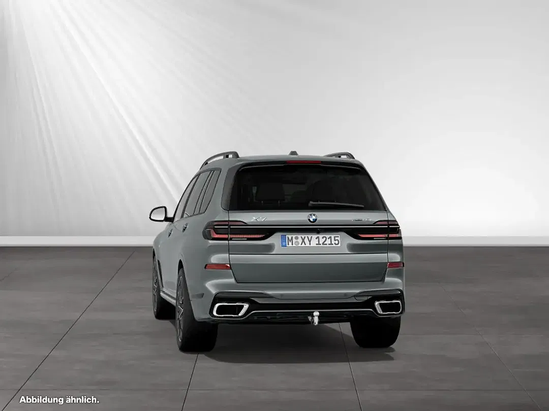 BMW X7 - Thumbnail 6