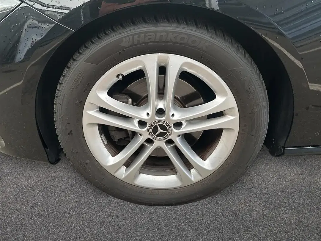 Mercedes-Benz CLA 180 - Thumbnail 14