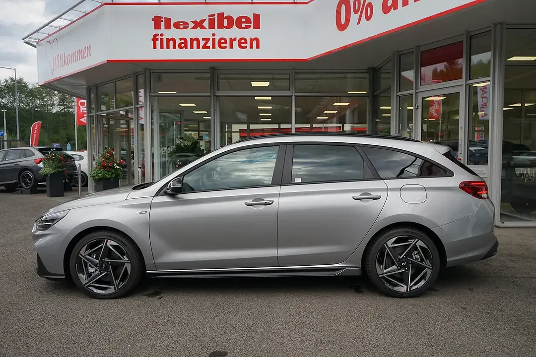 Hyundai i30 - Thumbnail 4