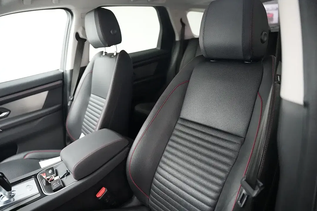 Land Rover Discovery Sport - Thumbnail 15