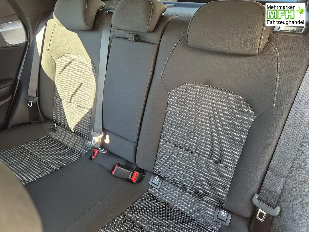 Kia XCeed - Thumbnail 12
