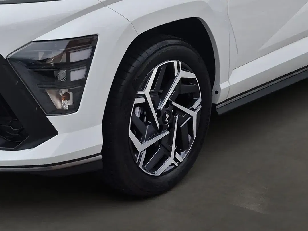 Hyundai KONA - Thumbnail 10