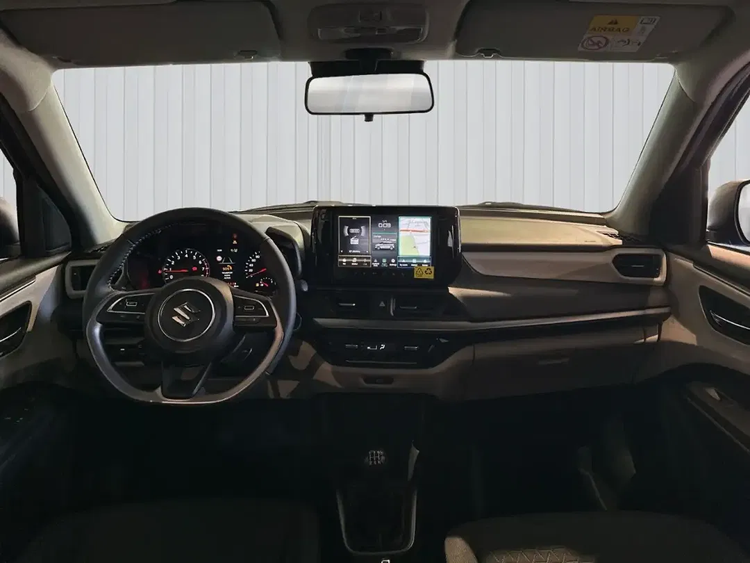 Suzuki Swift - Thumbnail 10