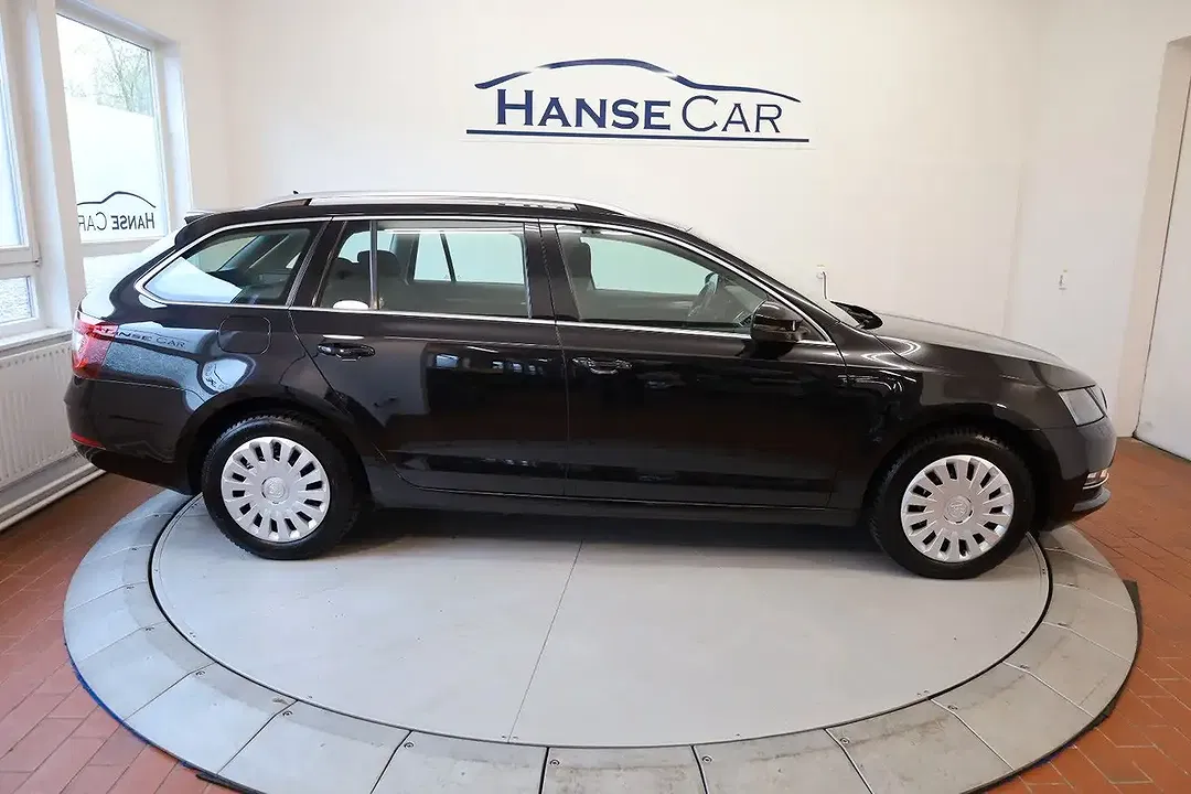 Skoda Octavia - Thumbnail 4
