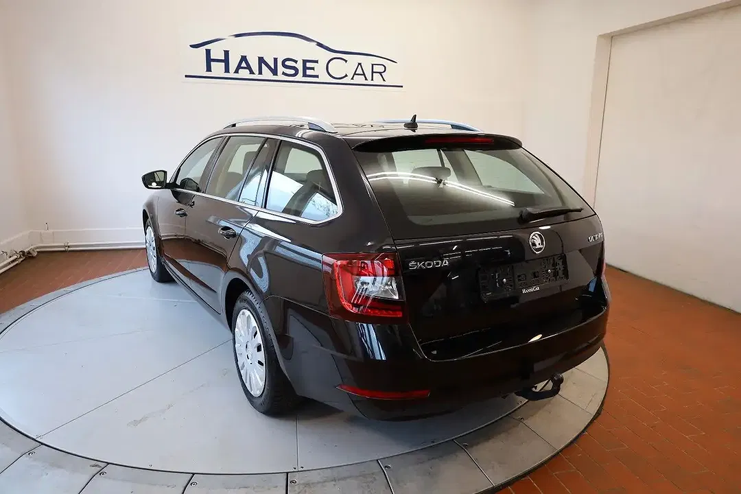Skoda Octavia - Thumbnail 6