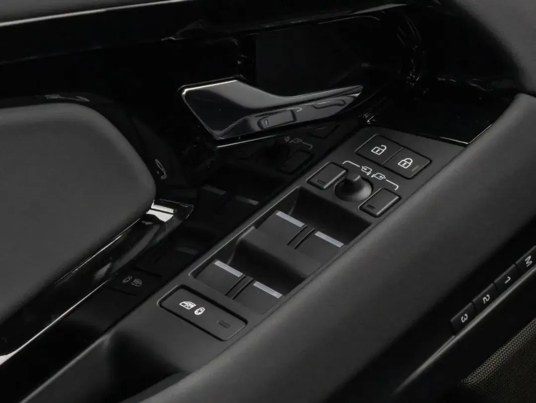 Land Rover Range Rover Evoque - Thumbnail 13