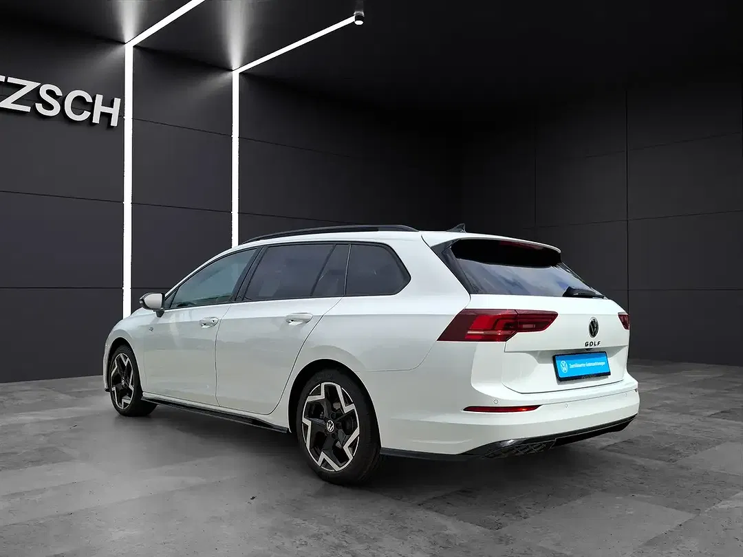 Volkswagen Golf - Thumbnail 2