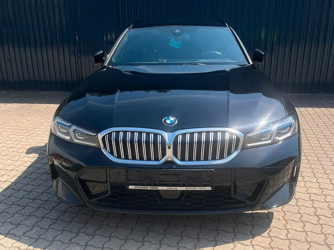 BMW 318 - Thumbnail 3